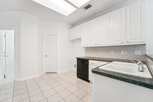 Walters Rd 55-S2503-011.jpg