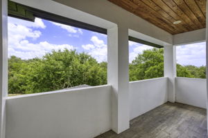  Photo 36