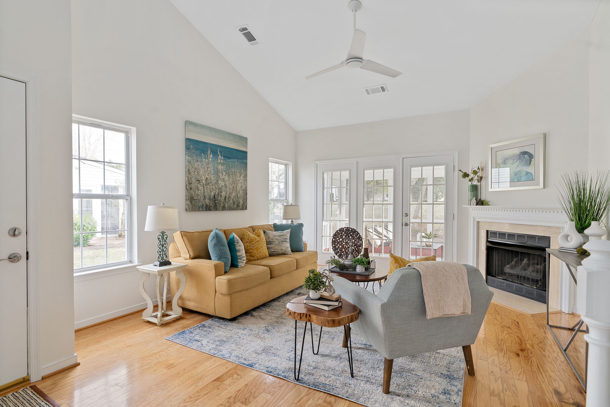 Light and Bright Great Room