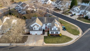 1-Car Garage w/2 Parking Spaces