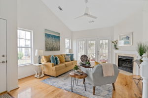 Light and Bright Great Room