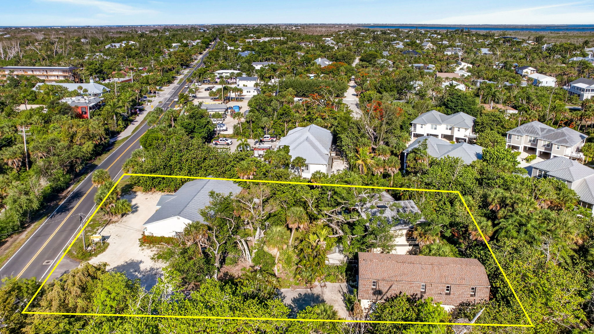 Aerial 4 -Lot Lines