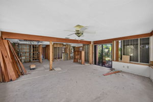 Sunroom 2 of 2
