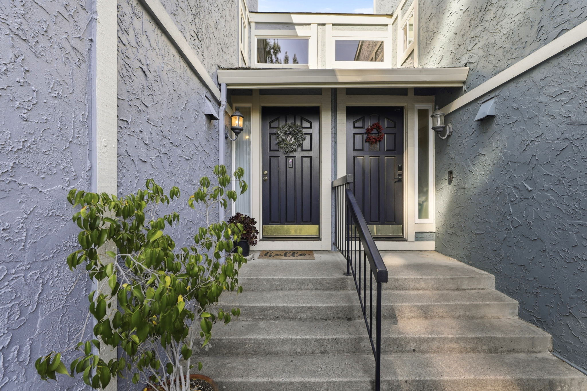 005_F8_1444 Curtiss Ave