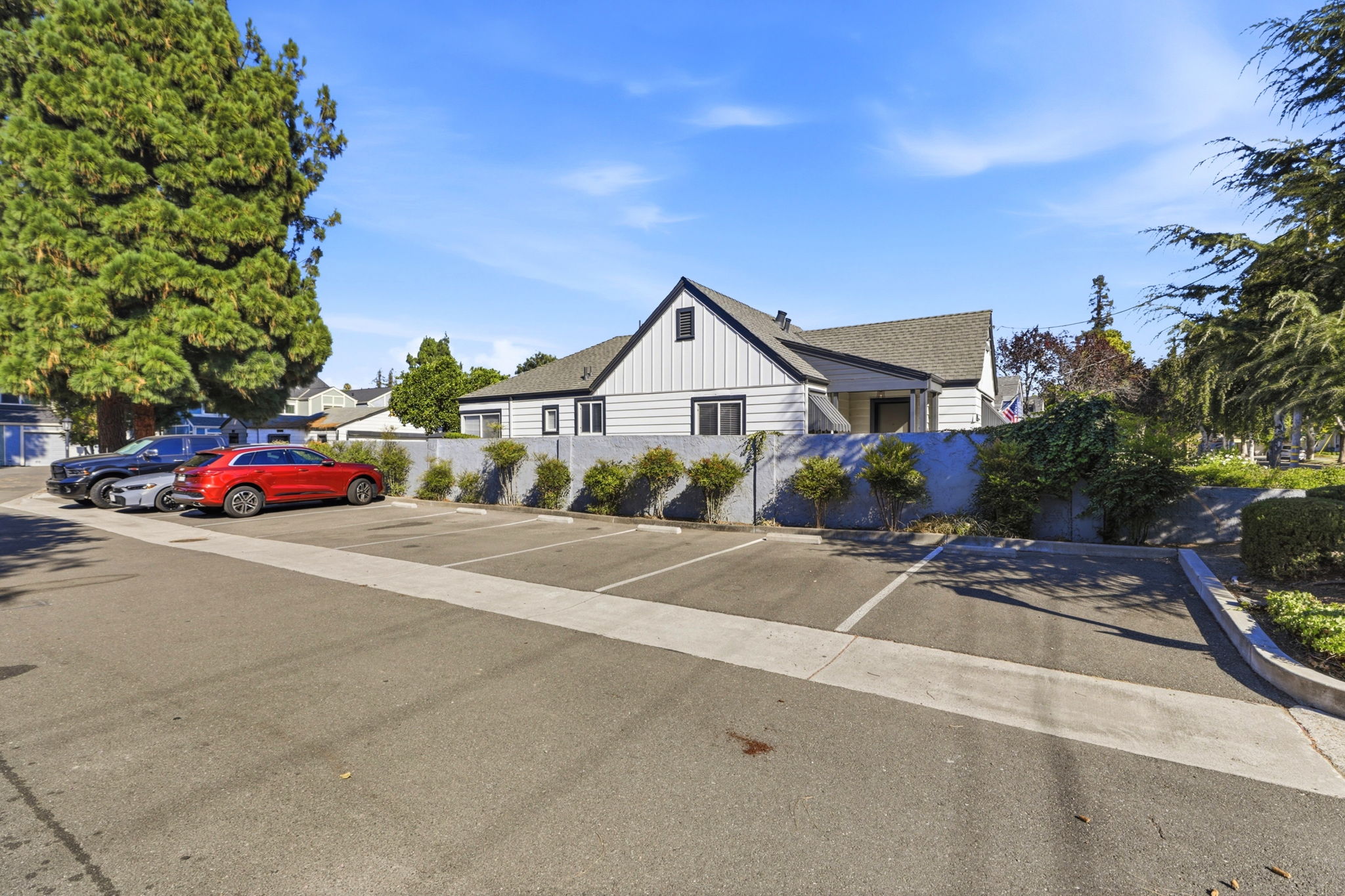 039_F8_1444 Curtiss Ave
