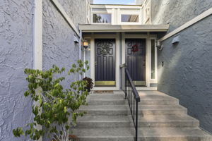 005_F8_1444 Curtiss Ave