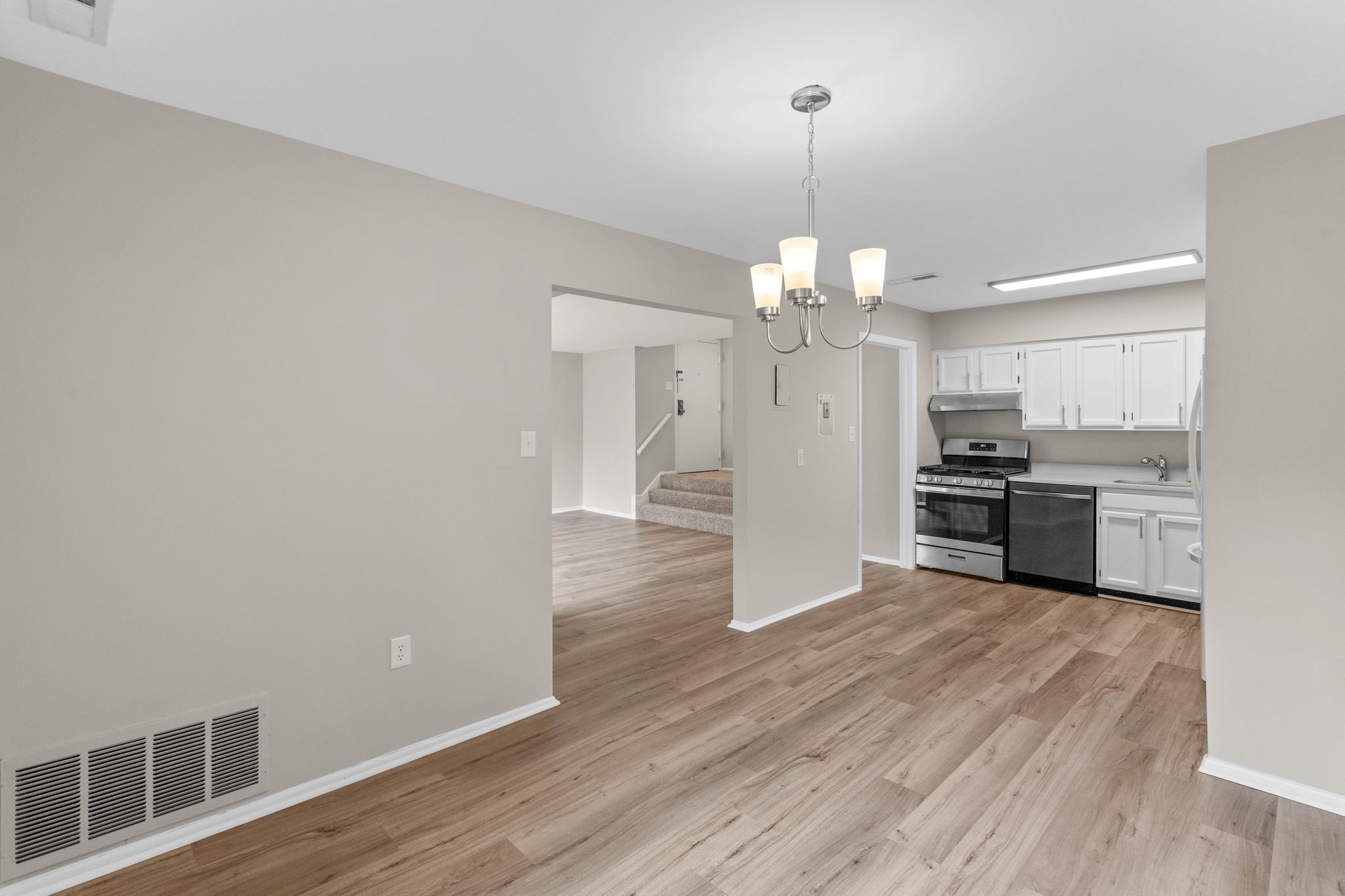 14446 Parkvale Road #4 Photo 9