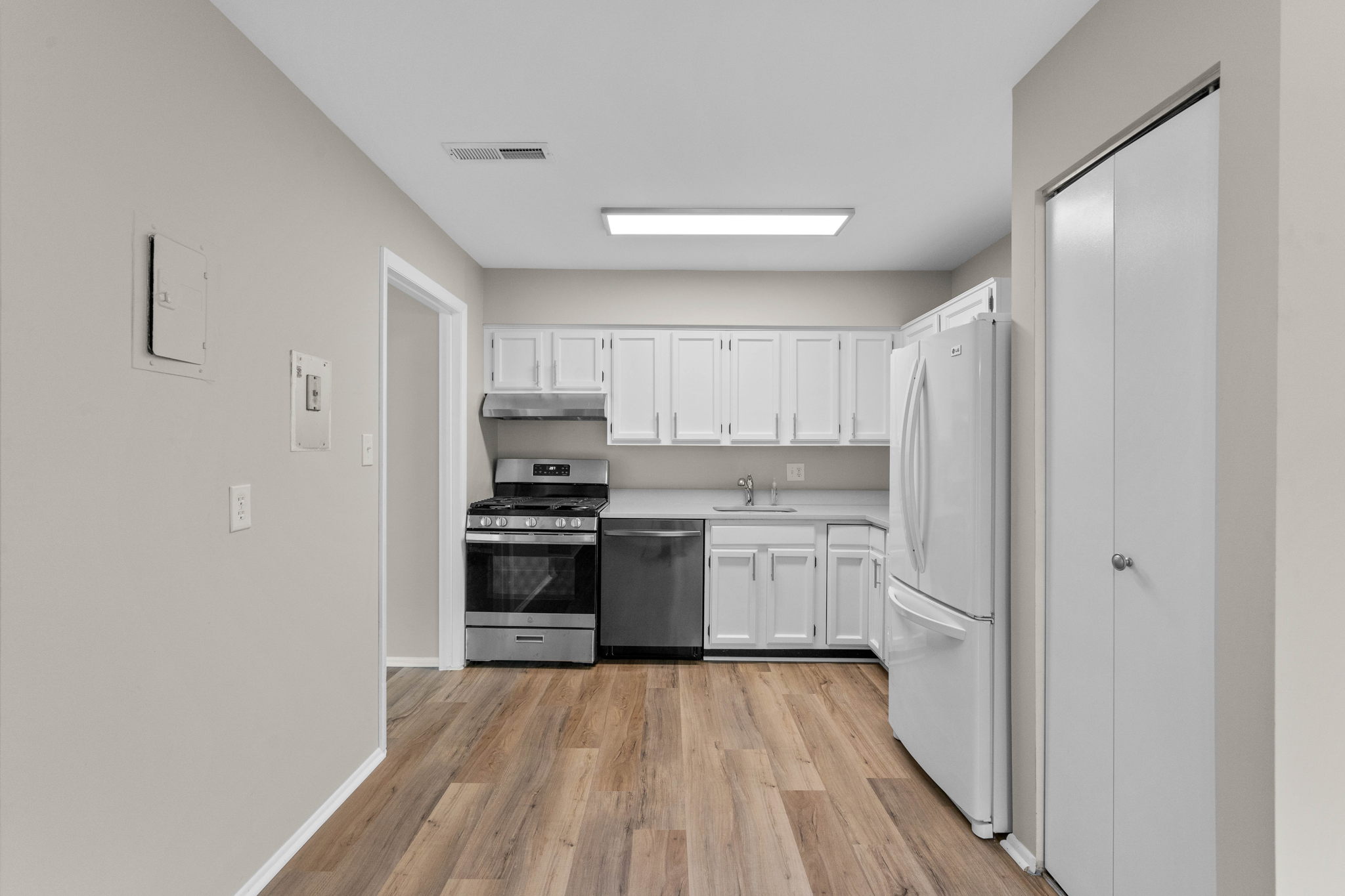 14446 Parkvale Road #4 Photo 13