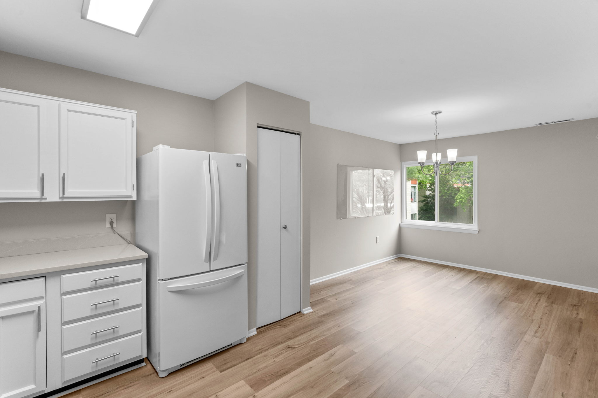 14446 Parkvale Road #4 Photo 11