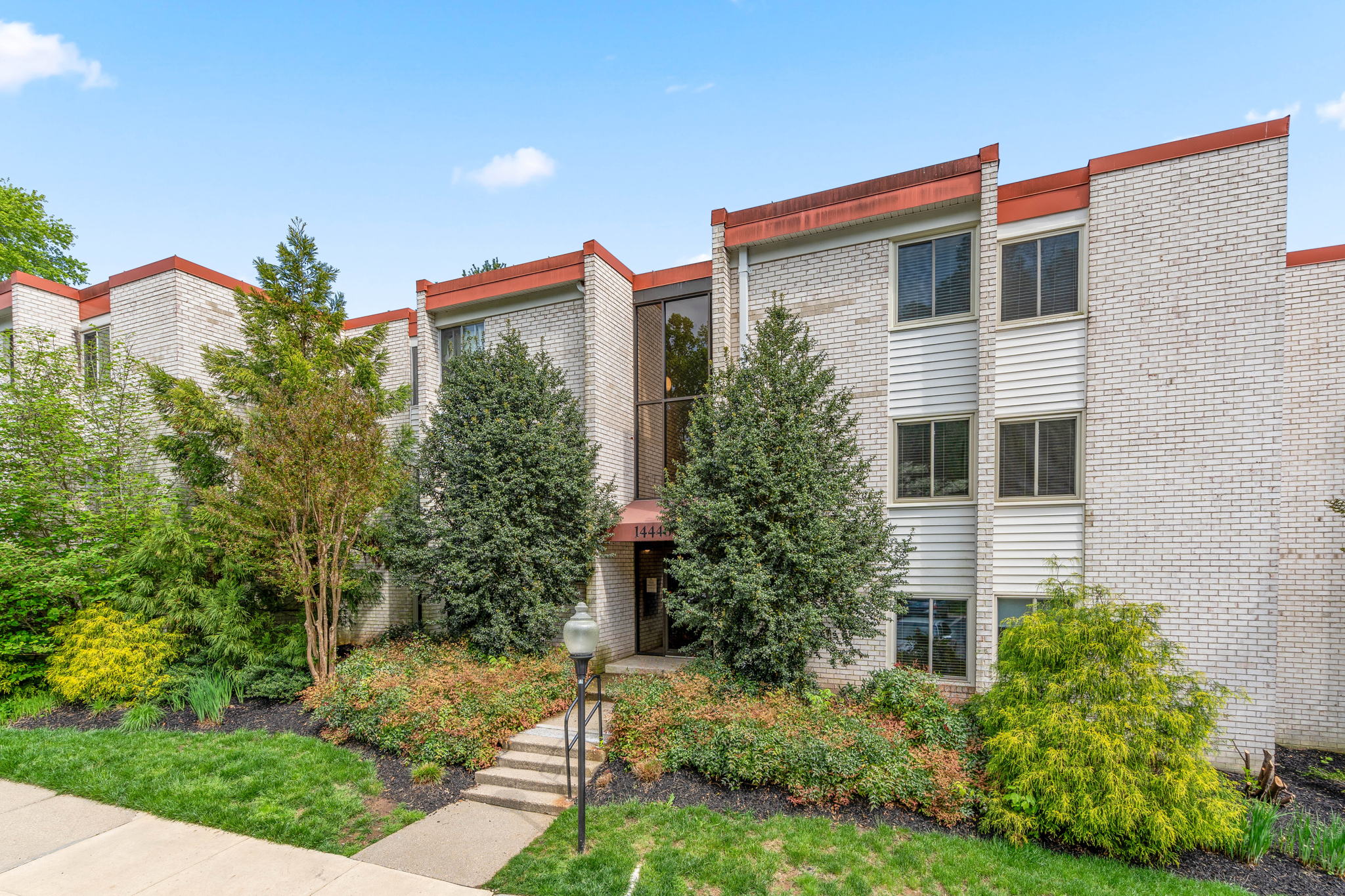 14446 Parkvale Road #4 Photo 2