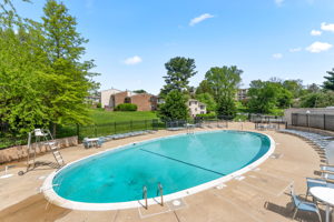 14446 Parkvale Road #4 Photo 25