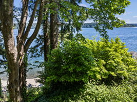 Nothing but unobstructed views!