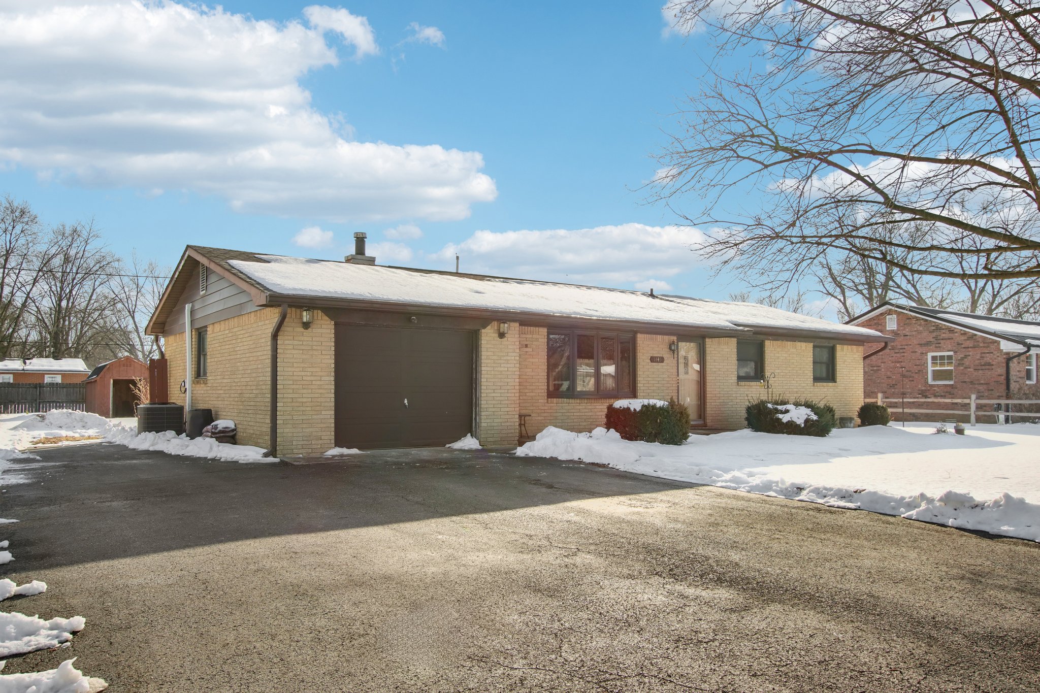 Raymond Rd-S1102-004.jpg