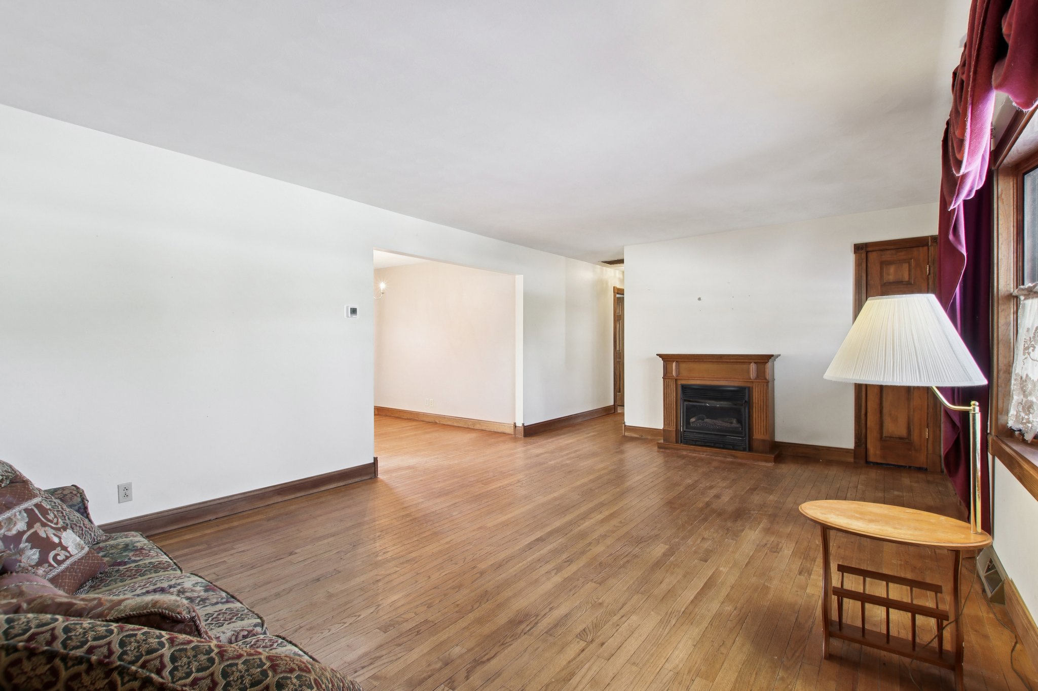 Raymond Rd-S1102-010.jpg