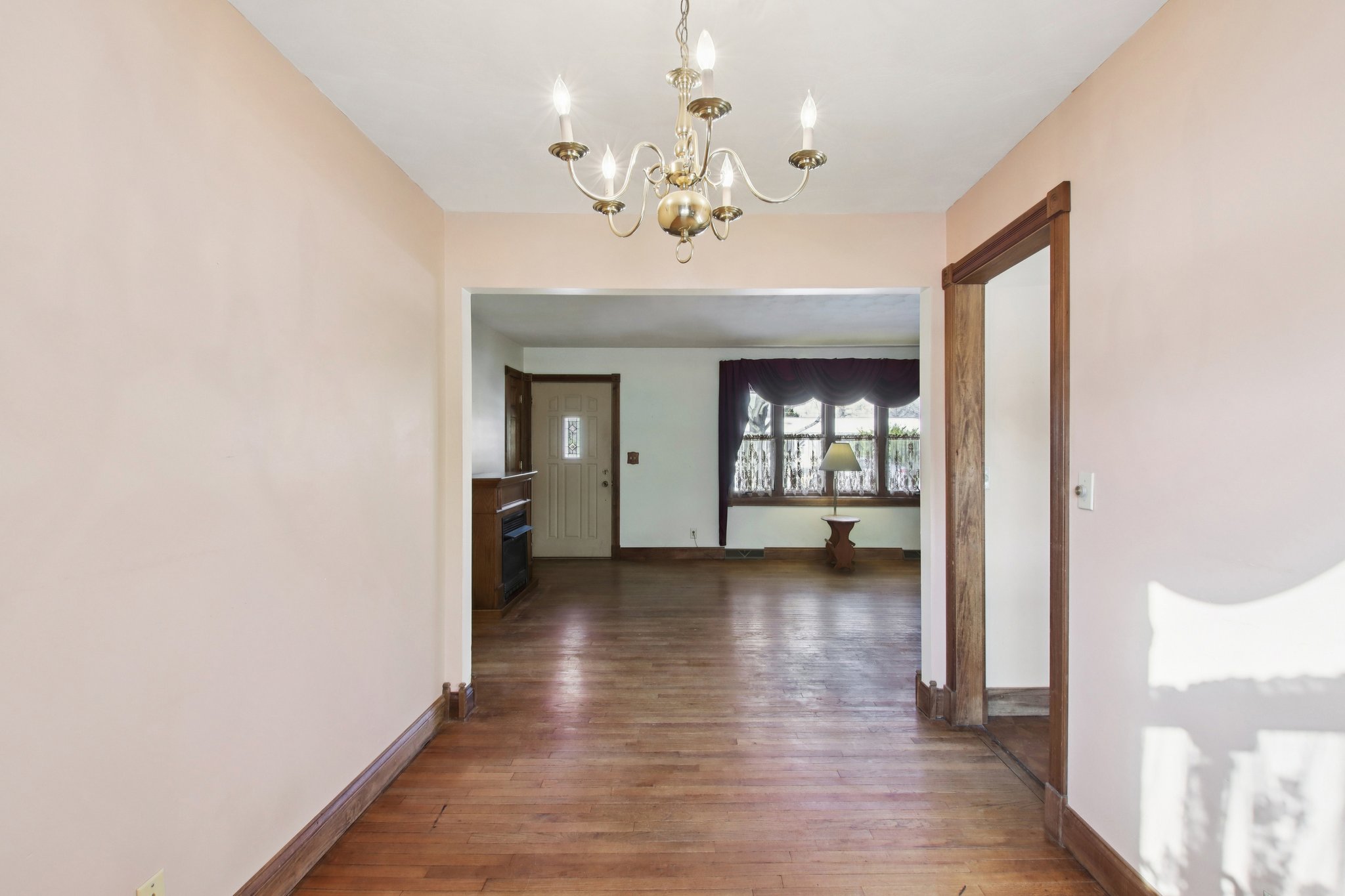 Raymond Rd-S1102-012.jpg