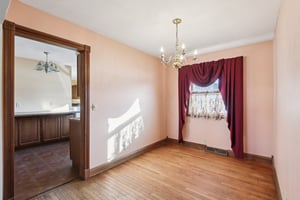 Raymond Rd-S1102-011.jpg