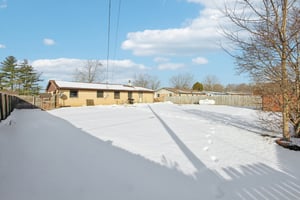 Raymond Rd-S1102-029.jpg