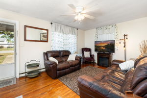  Photo 0