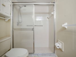  Photo 34
