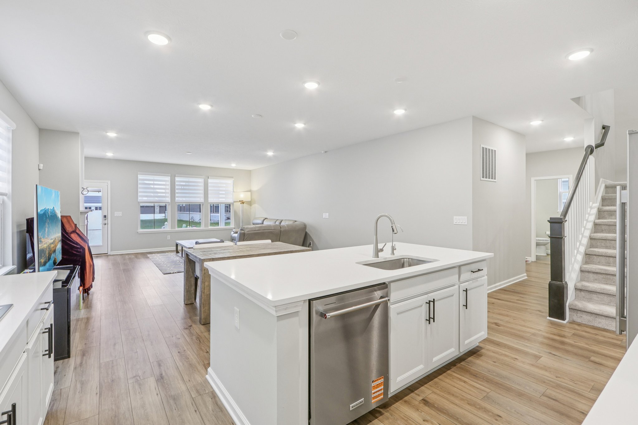 Bishop Birch Pl-S2803-019.jpg