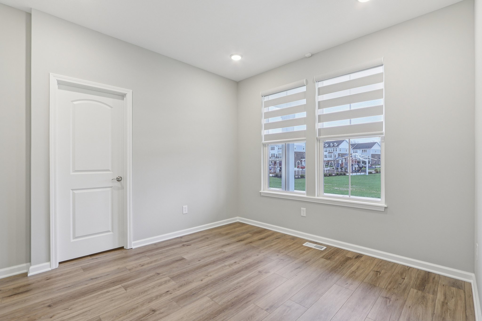 Bishop Birch Pl-S2803-023.jpg