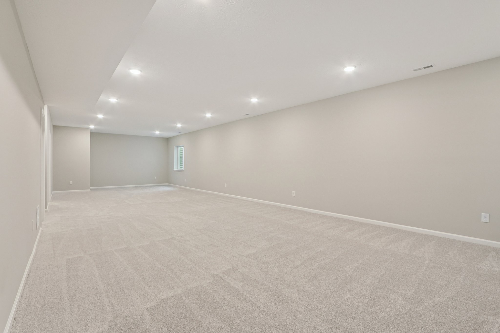 Bishop Birch Pl-S2803-029.jpg