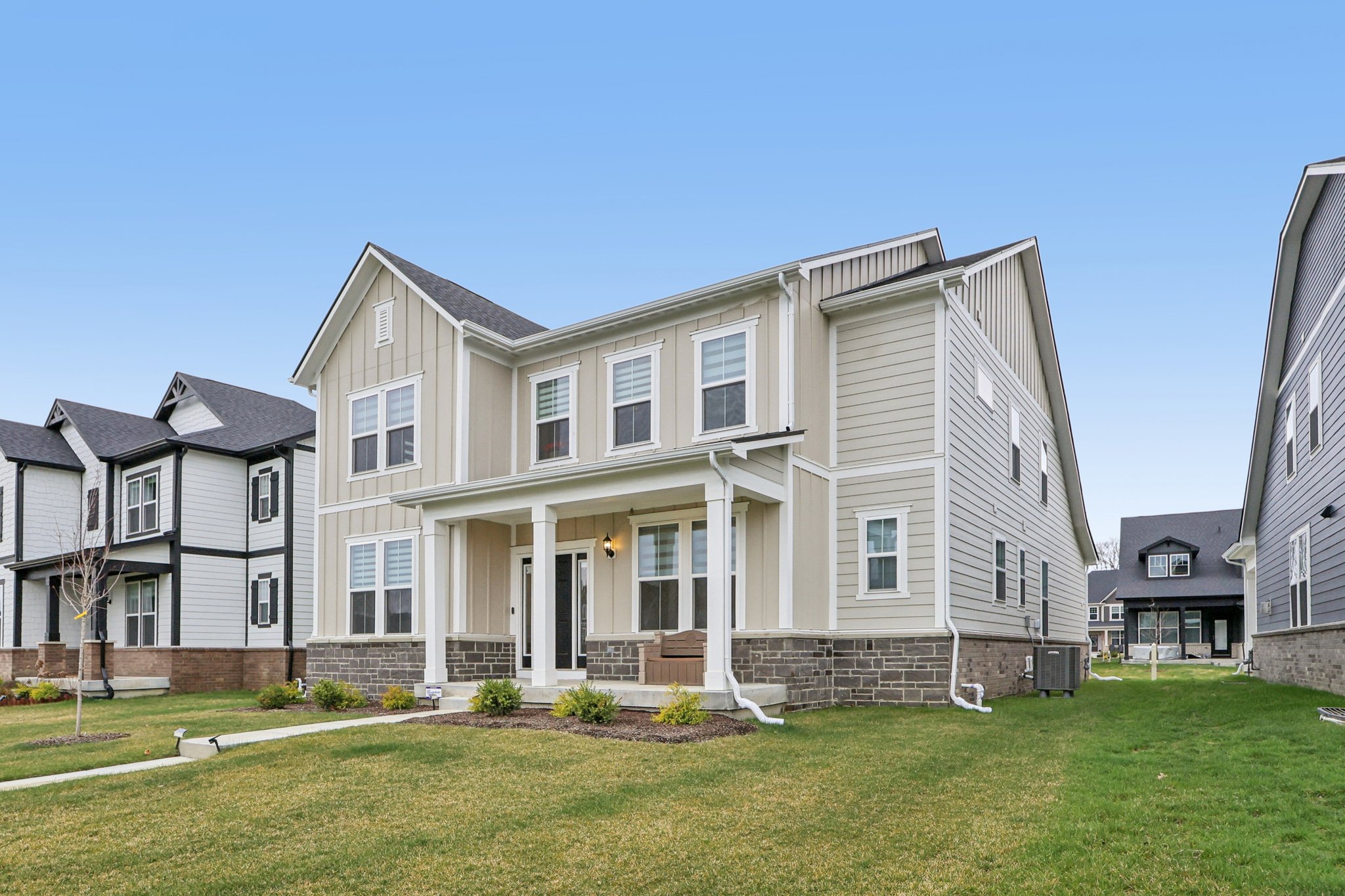 Bishop Birch Pl-S2803-053.jpg