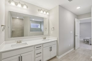 Bishop Birch Pl-S2803-048.jpg