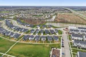 Bishop Birch Pl-S2803-064.jpg