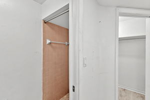  Photo 34
