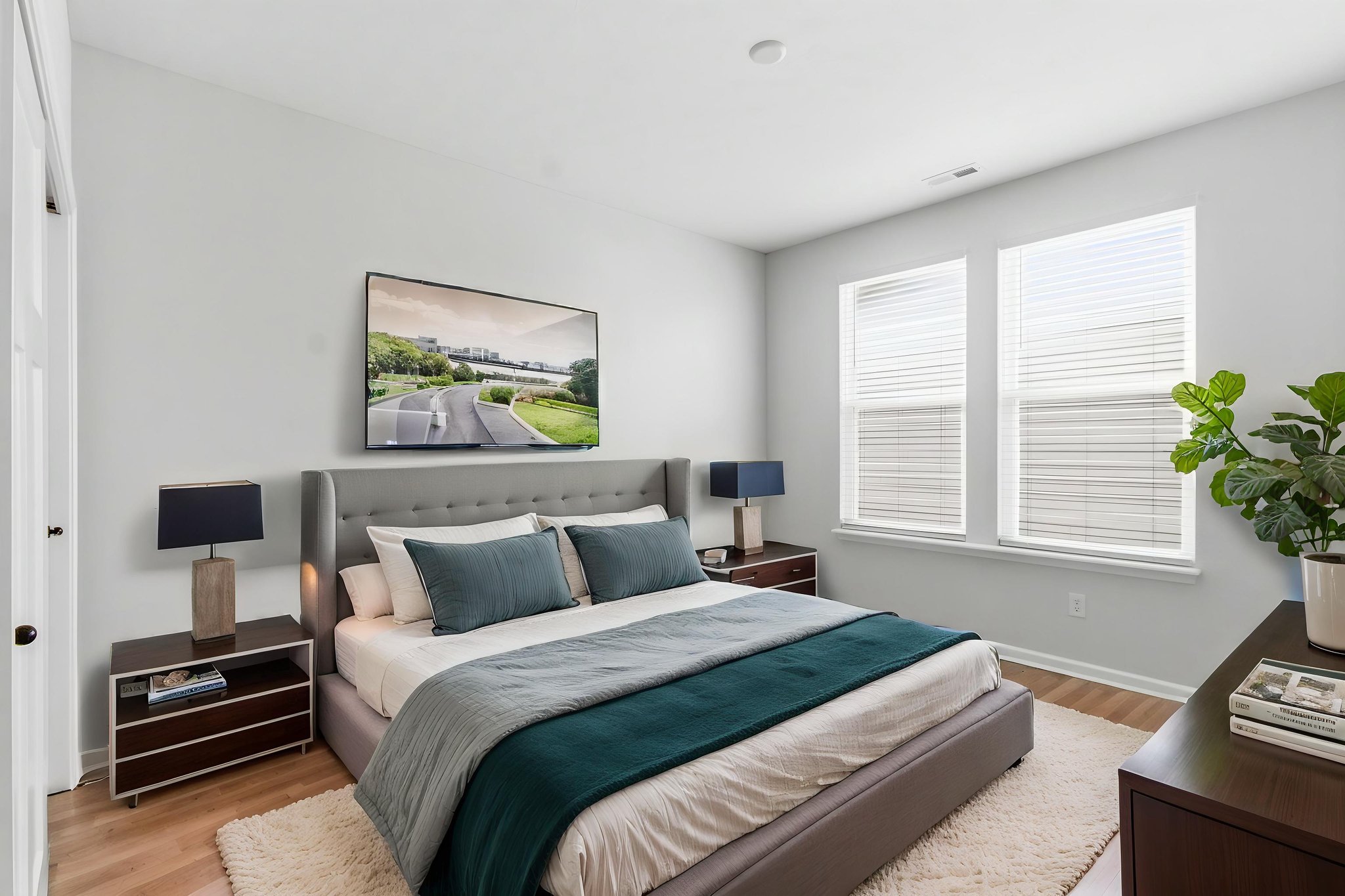 IMG_4427 virtually staged.jpeg