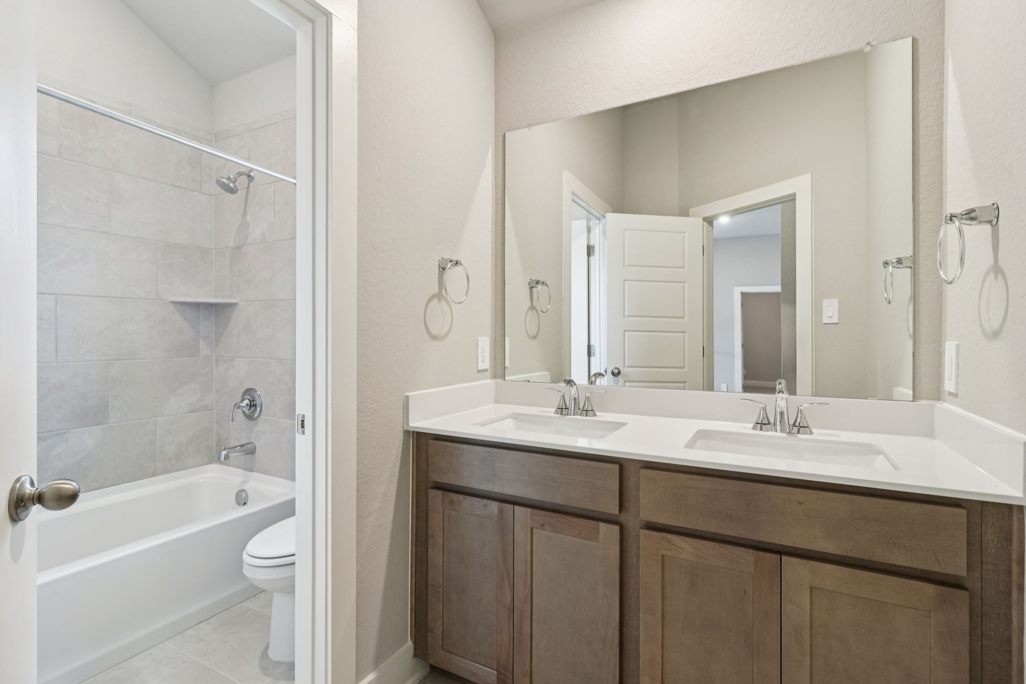 San Antonio - Sagebrooke - 14467 Feather Vale San Antonio TX 78254 - 046