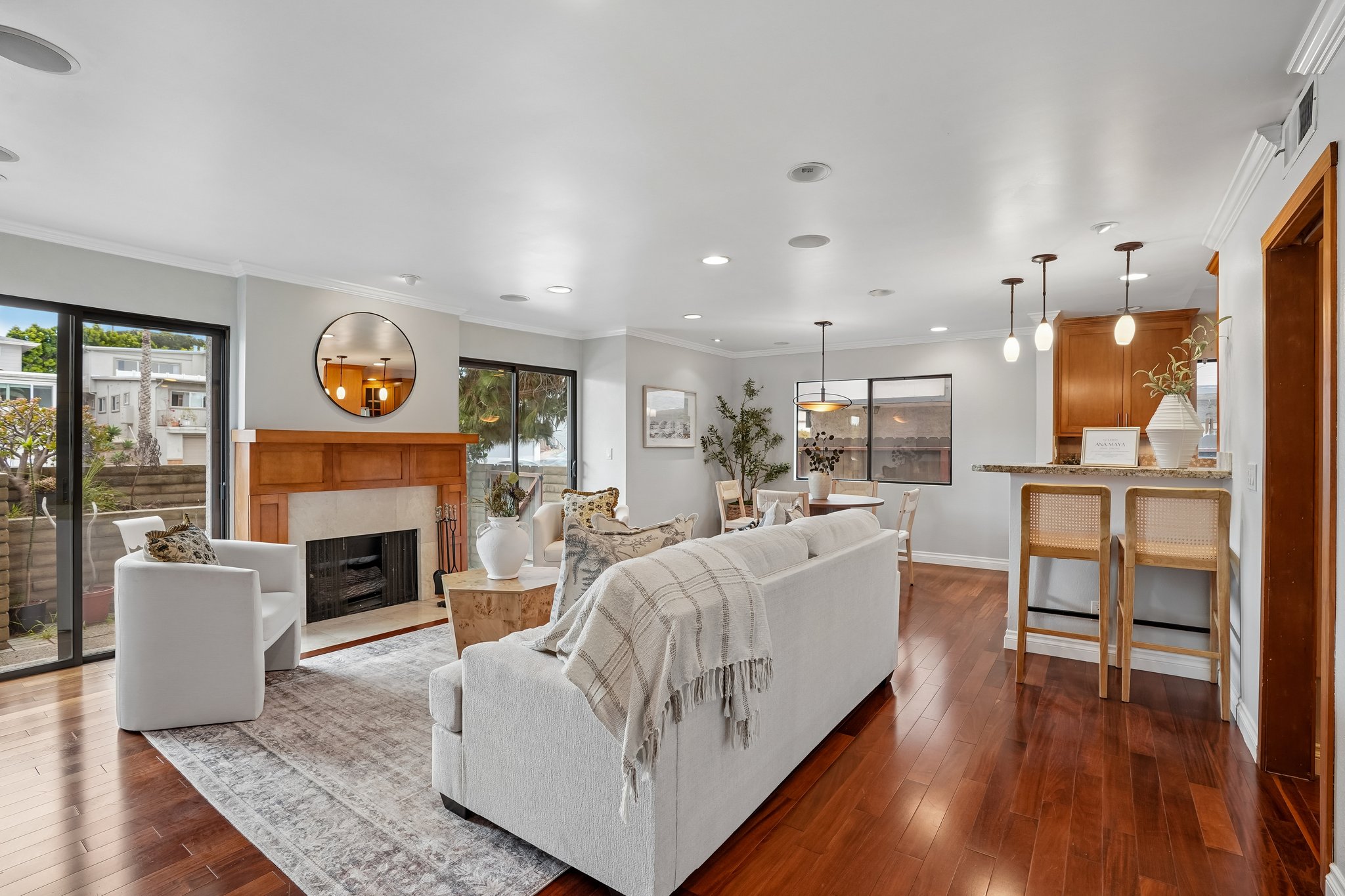 Manhattan Beach Blvd A-S2705-003.jpg