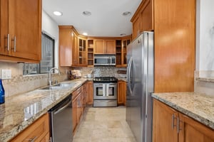 Manhattan Beach Blvd A-S2705-014.jpg