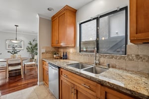 Manhattan Beach Blvd A-S2705-017.jpg