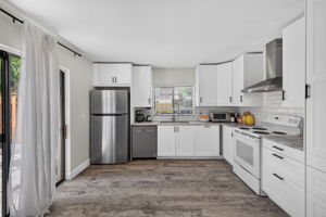 Kitchen 1 of 3