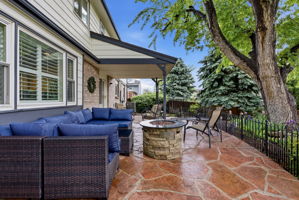 3 14492 W 70th Pl