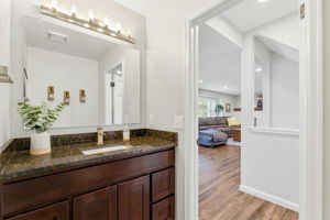 25 14492 W 70th Pl