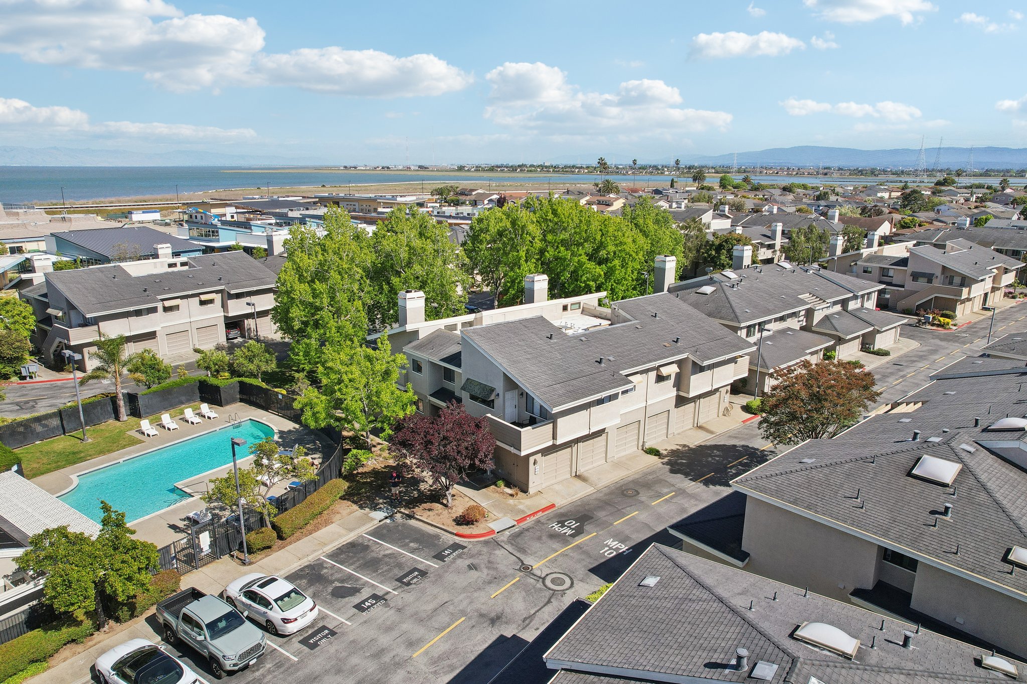 Albacore Ln-1505-032.jpg