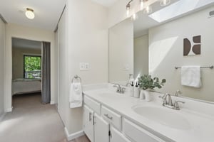 Albacore Ln-1505-017.jpg