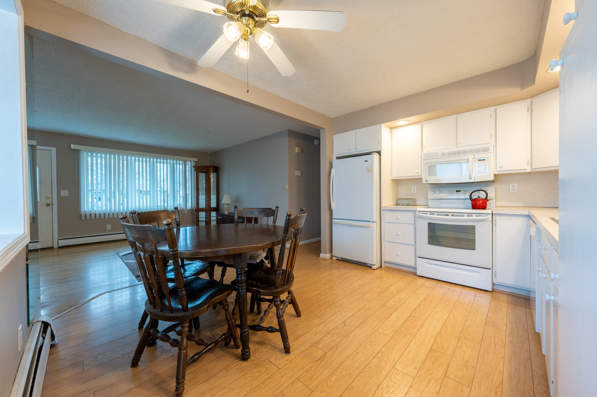 145 Butler Ave, Southington, CT 06489 Ed McCullough Photography