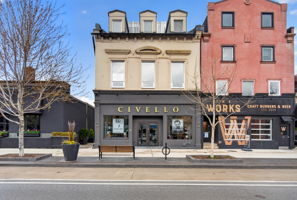 145 Lakeshore Rd E, Oakville ON