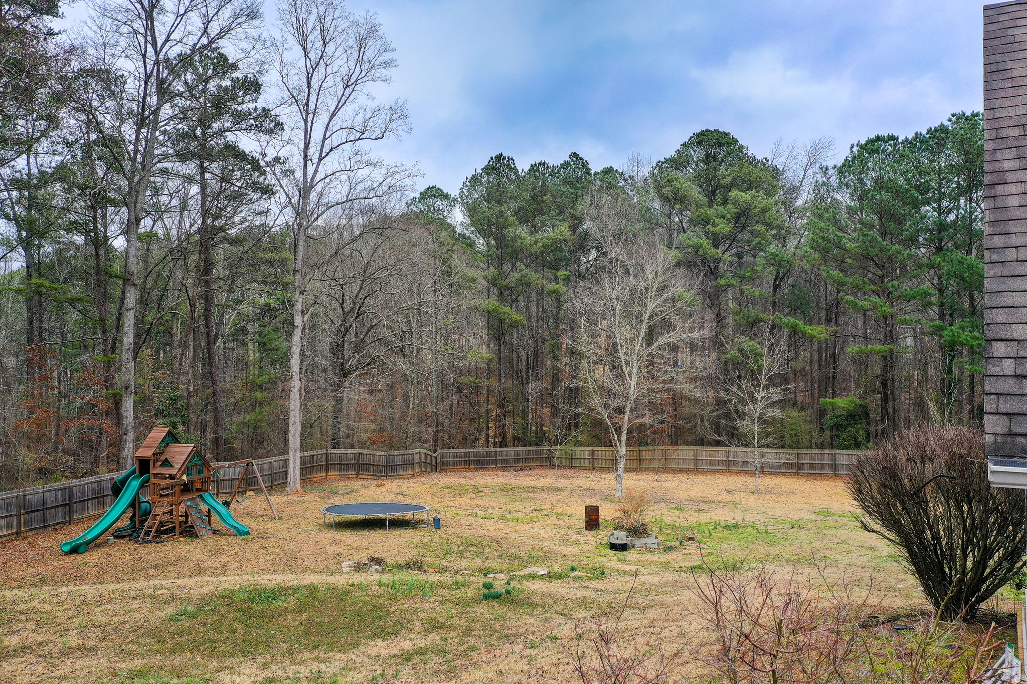 35 Aerial Back Yard B w Structure Reference