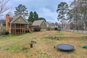 27 Aerial Ext Rear B w Yard