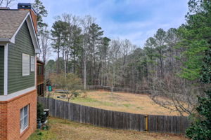 33 Aerial Ext Side w Back Yard