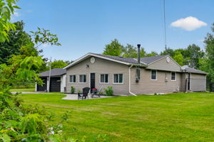  Photo 0