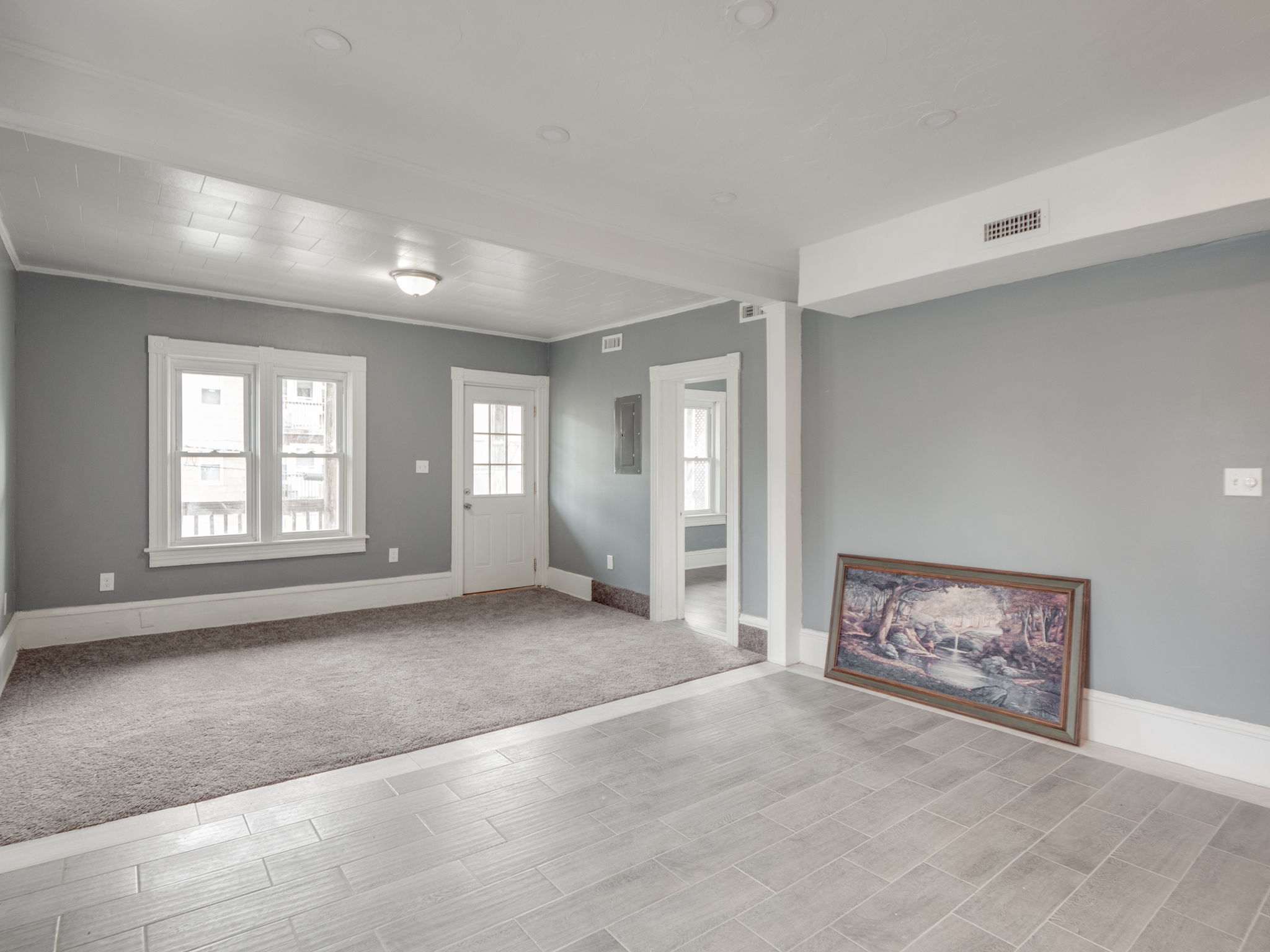 145 Railroad St Lincoln RI-44