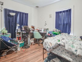 145 Railroad St Lincoln RI-64