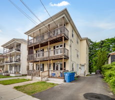 145 Railroad St Lincoln RI-76