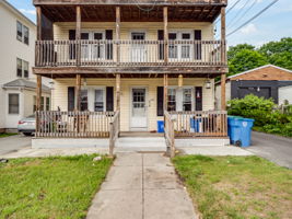 145 Railroad St Lincoln RI-78